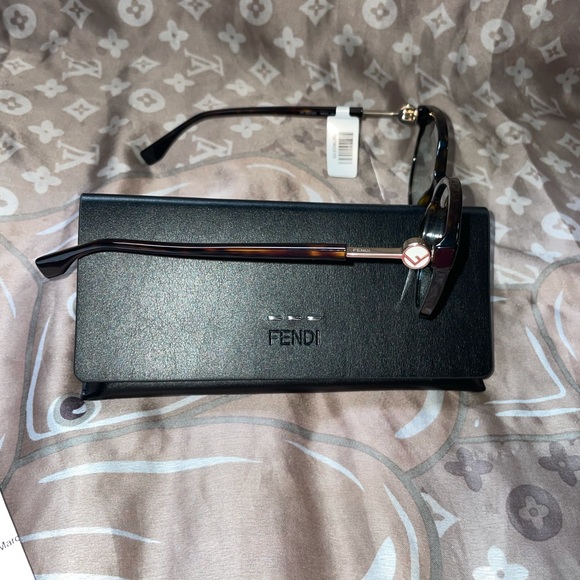 ❤️SOLD❤️ Fendi Havana Acetate gradient sunglasses brand new - Picture 2 of 14